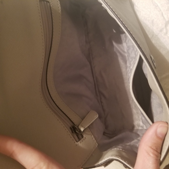 Michael Kors small satchel - Picture 6 of 6